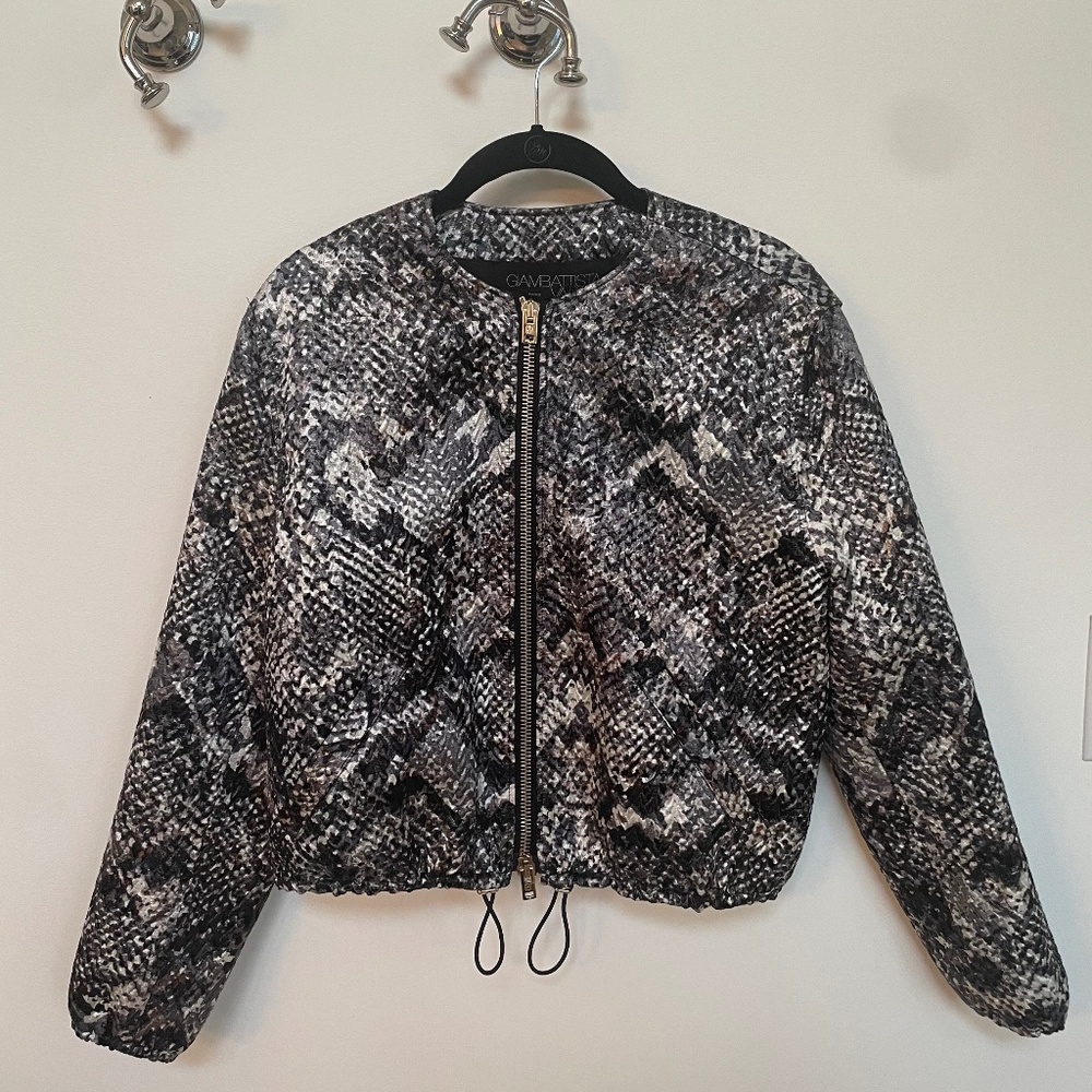 EUC Giambattista Valli Snake Print Cropped Evening Jacket